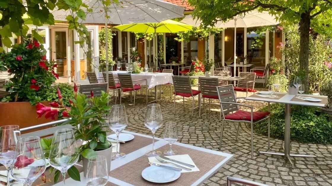 Adams Restaurant